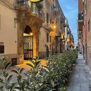 Szálloda Posta, Palermo